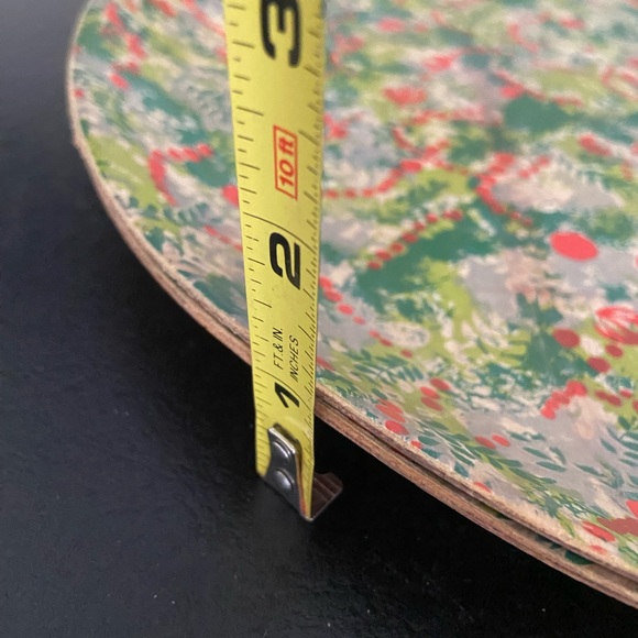 Large vintage MCM woven wood bowl platters in red and green 2 available - Picture 7 of 12